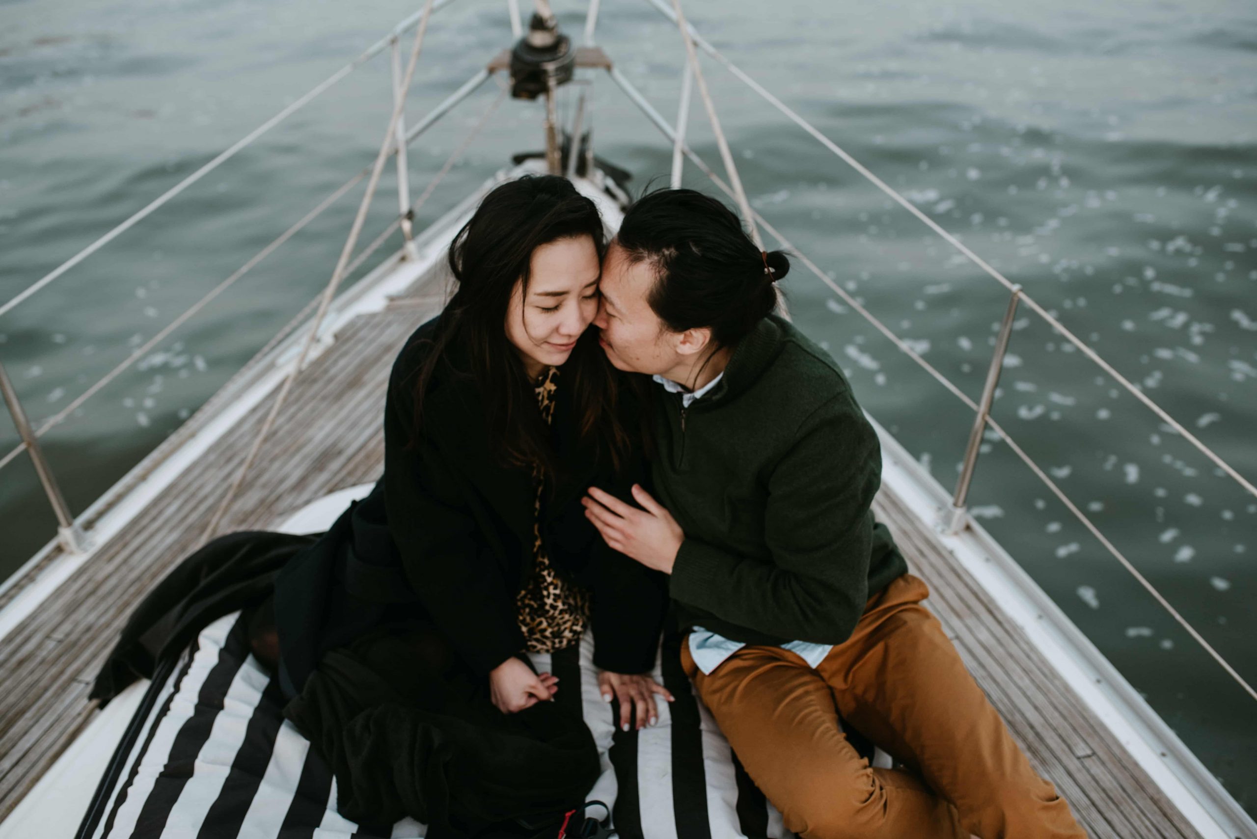 Wedding proposal on a boat in Tagus River